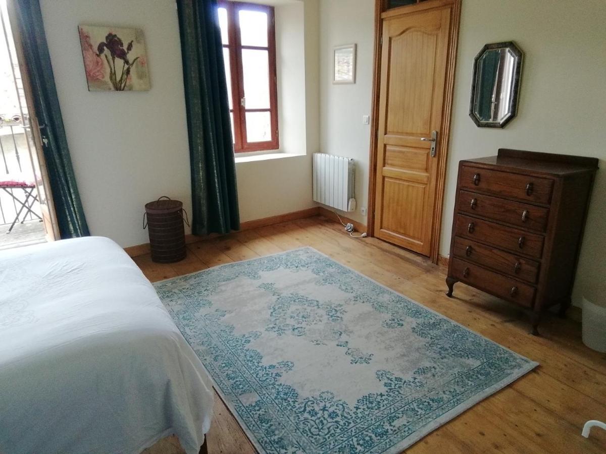 Aux Douces Nuits De Rivel Bed and Breakfast Eksteriør billede